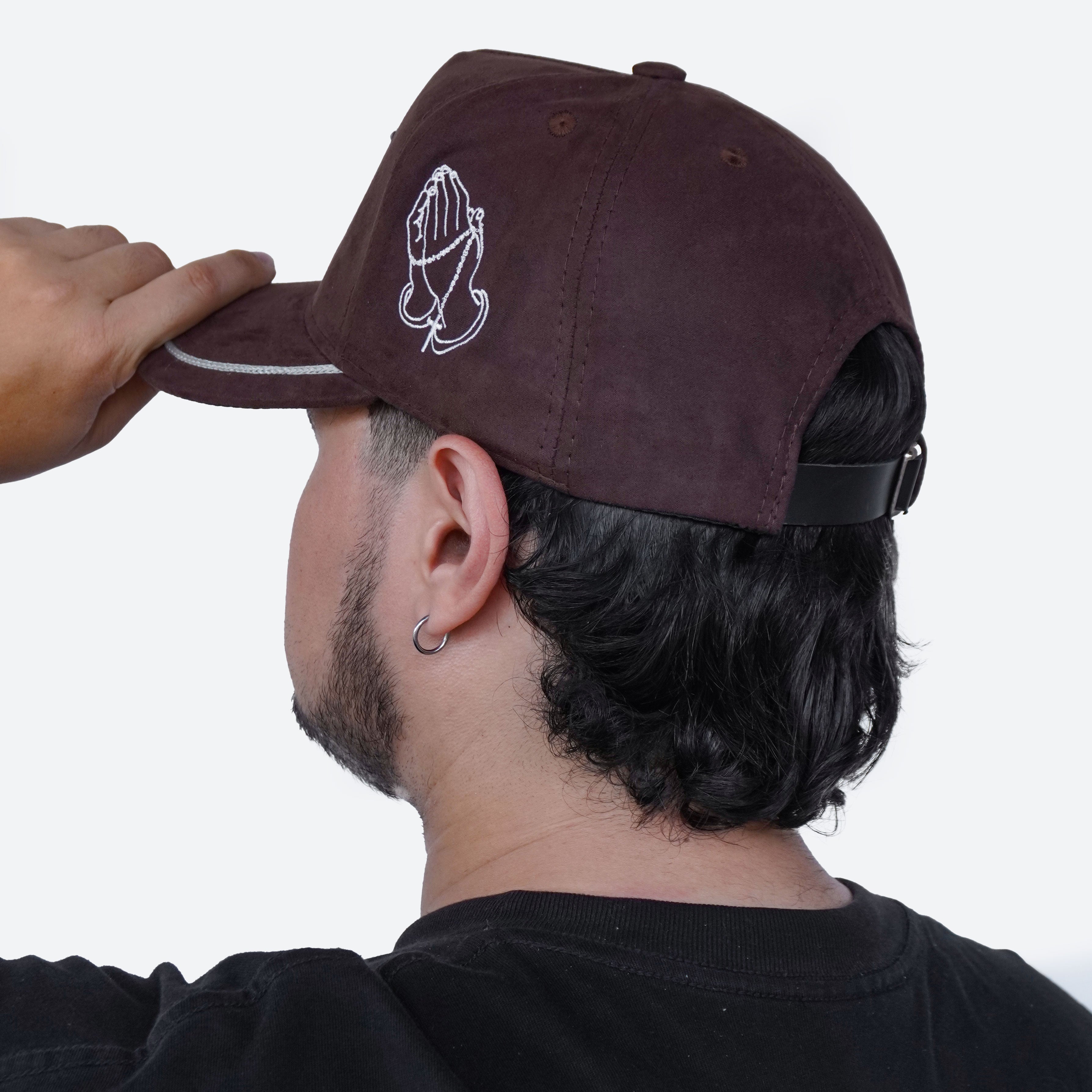 Gorra Cáfe Agropecuaria – Bordado Fé y Manos Con Rosario