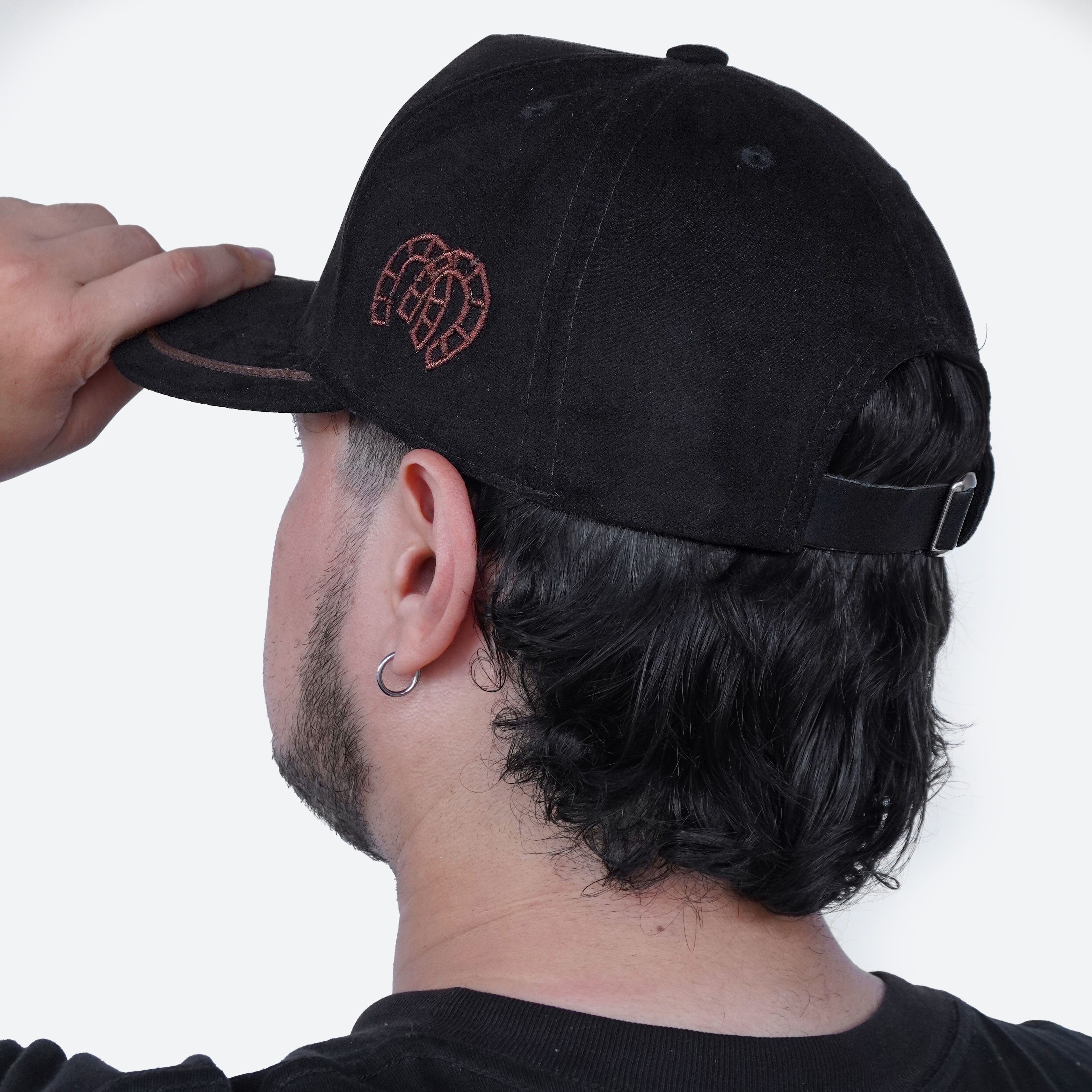 Gorra Negra Agropecuaria – Bordado Caballo