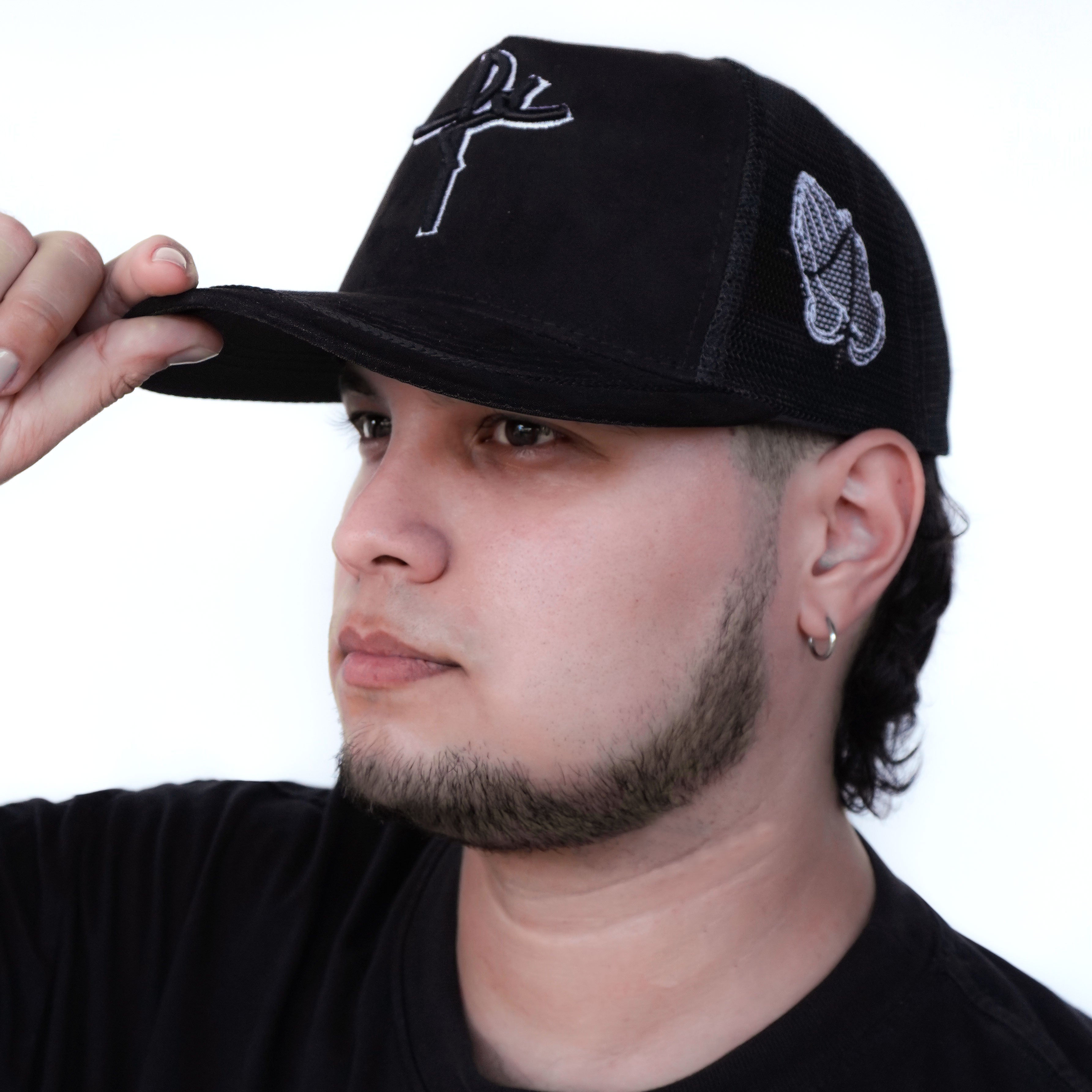 Gorra Negro Agropecuaria – Bordado Fé y Manos Con Rosario