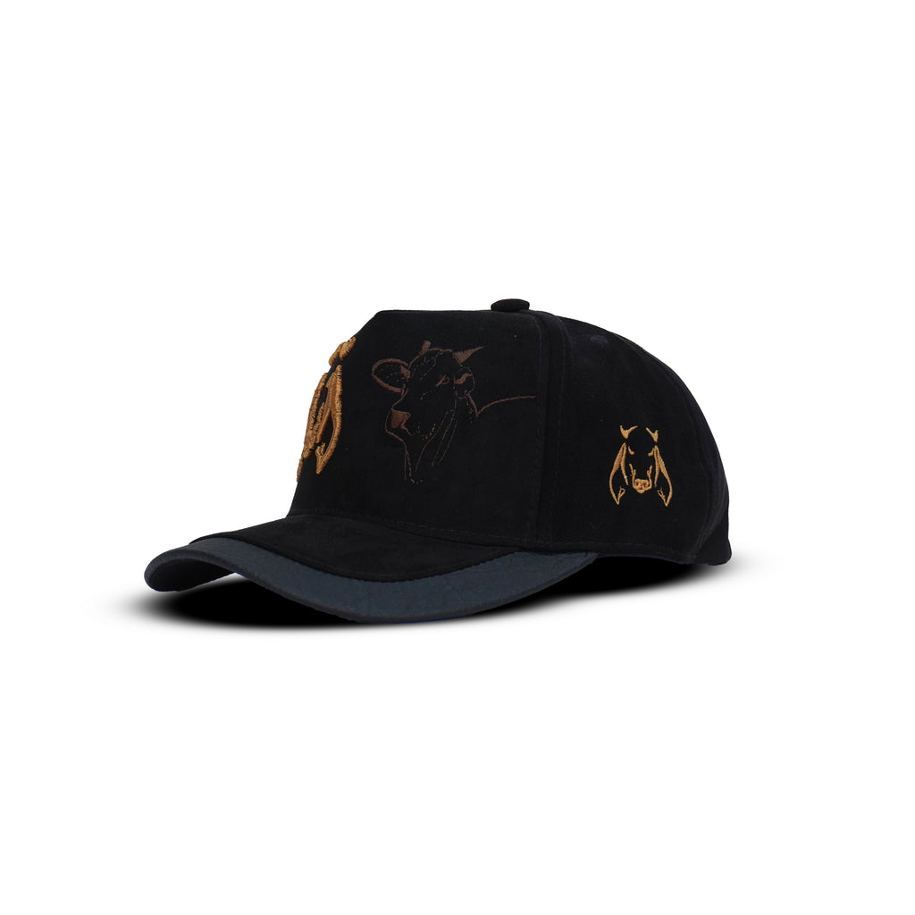 Gorra Negra Agropecuaria – Bordado Toro y Vaca