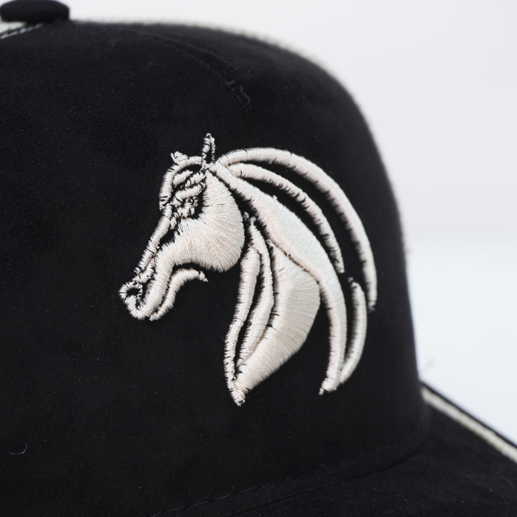 Gorra Negro Beige Agropecuaria – Bordado Caballo