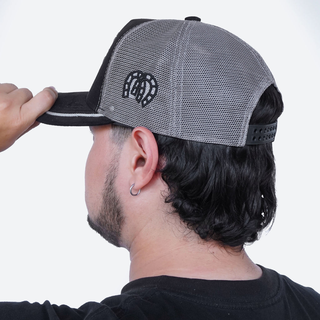 Gorra Negro Gris Agropecuaria – Bordado Caballo